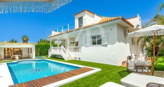 von_poll_real_estate_property_ES253185466_image_1