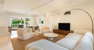 von_poll_real_estate_property_ES253185466_image_24