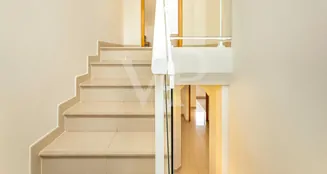 von_poll_real_estate_property_ES253185466_image_208