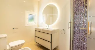 von_poll_real_estate_property_ES253185466_image_204