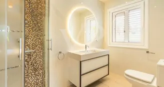 von_poll_real_estate_property_ES253185466_image_207