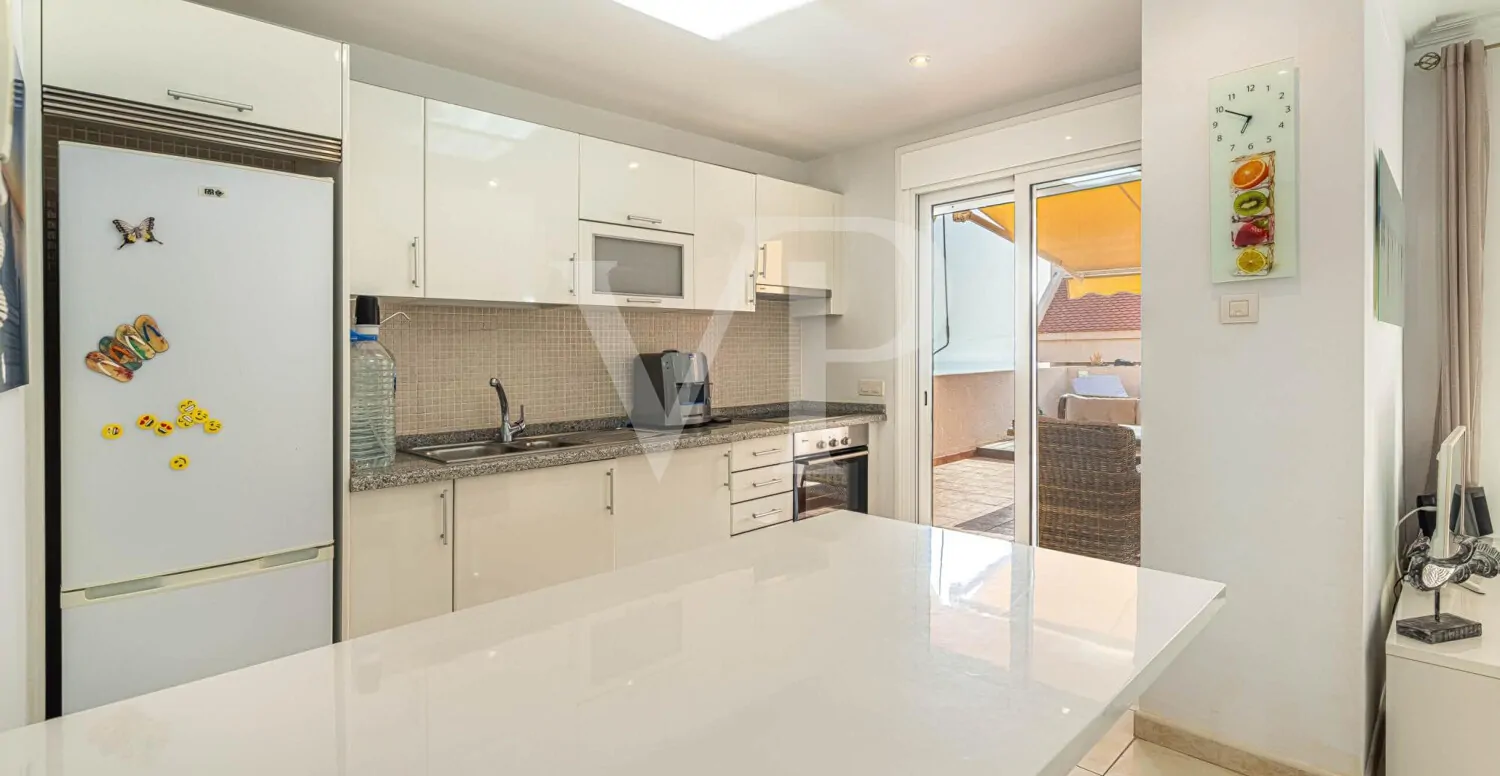 Charming end-terrace house with sea view in Puerto de Santiago