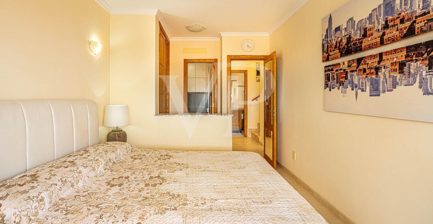 Charming end-terrace house with sea view in Puerto de Santiago