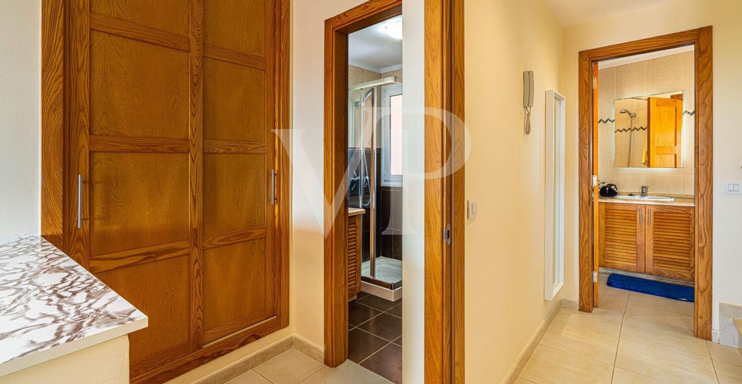 Charming end-terrace house with sea view in Puerto de Santiago