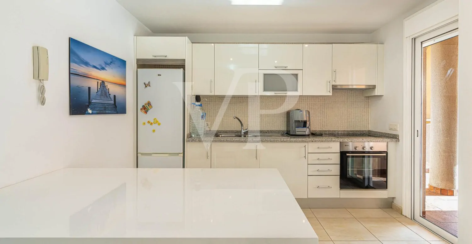 Charming end-terrace house with sea view in Puerto de Santiago