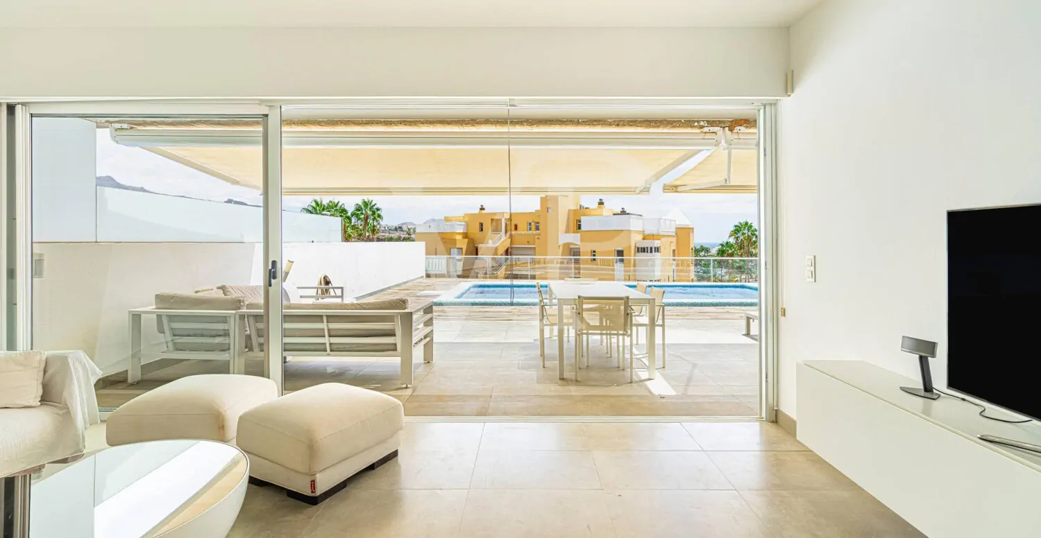 Beeindruckendes Apartment mit privatem Pool in La Caleta