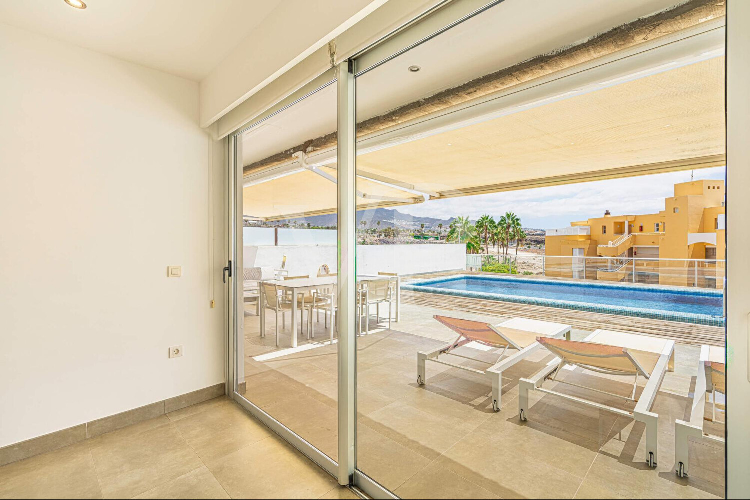 Beeindruckendes Apartment mit privatem Pool in La Caleta