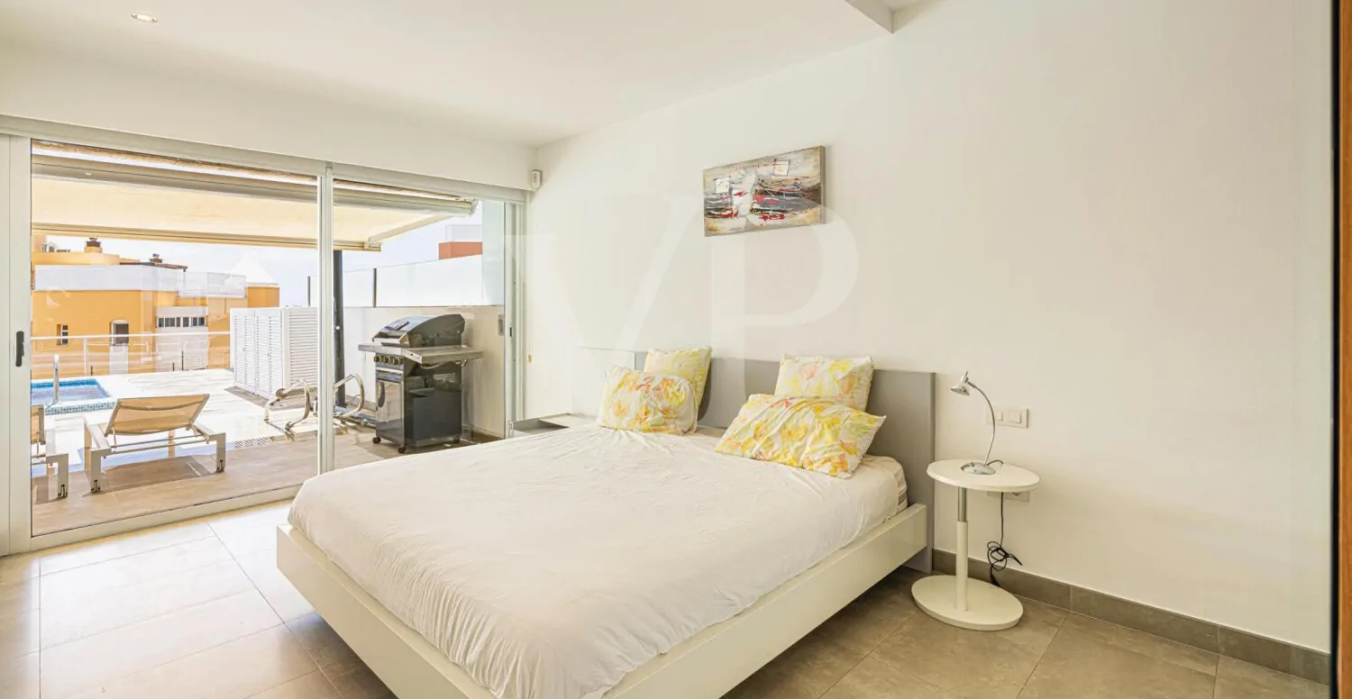 Beeindruckendes Apartment mit privatem Pool in La Caleta