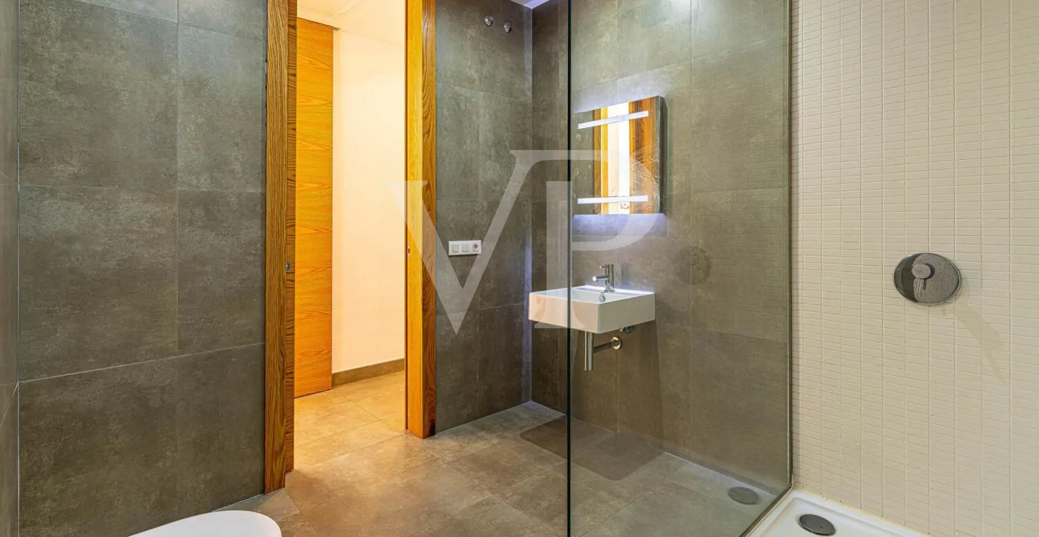 Beeindruckendes Apartment mit privatem Pool in La Caleta