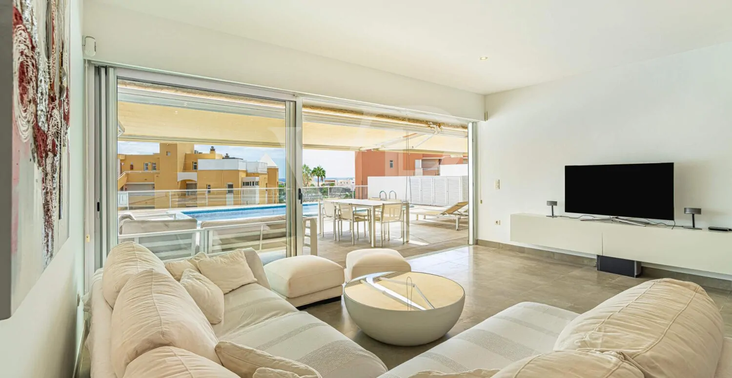 Beeindruckendes Apartment mit privatem Pool in La Caleta