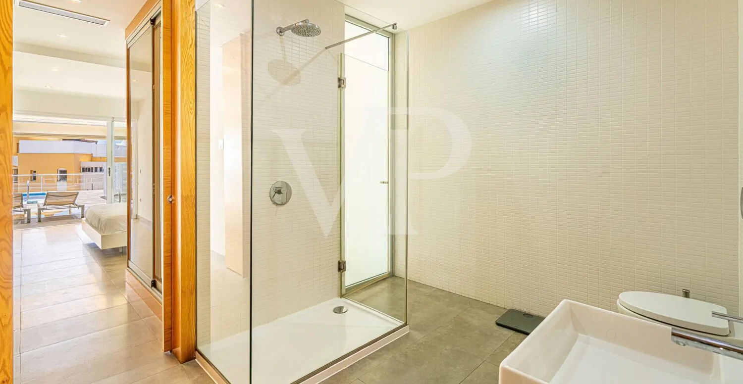 Beeindruckendes Apartment mit privatem Pool in La Caleta