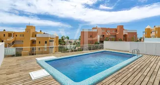 von_poll_real_estate_property_ES253185500_image_2