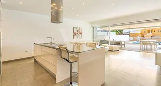 von_poll_real_estate_property_ES253185500_image_18