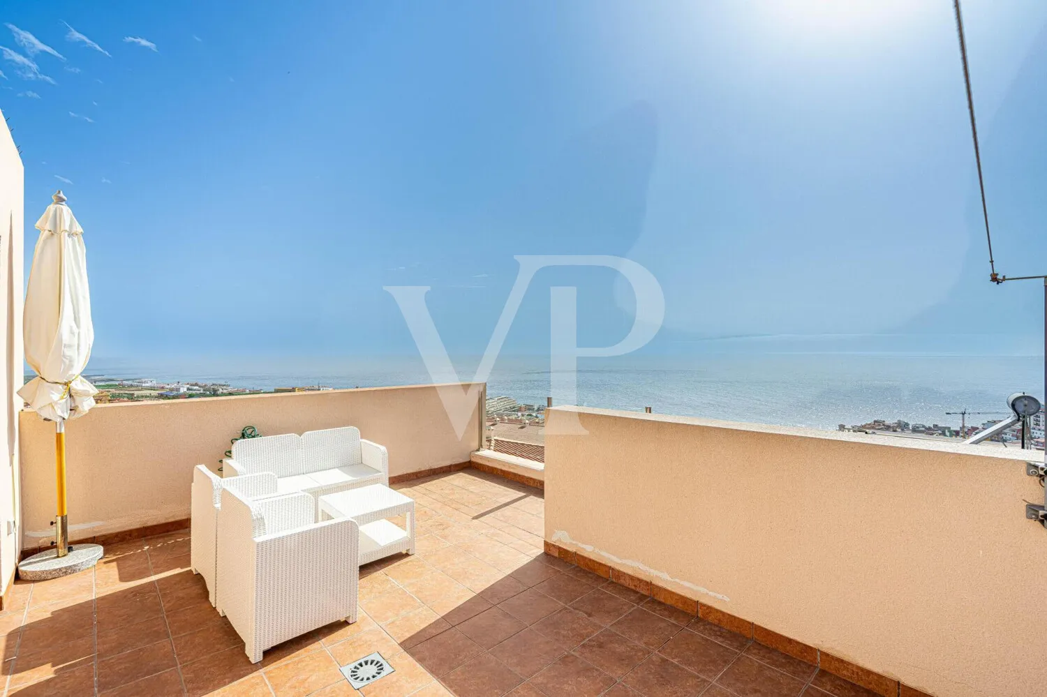 Charmantes Reihenendhaus mit Meerblick in Puerto de Santiago