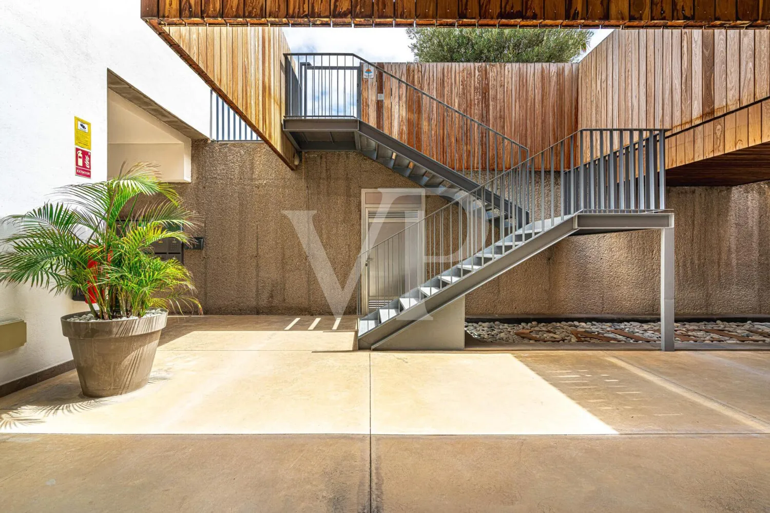 Lenyűgöző apartman saját medencével La Caletában