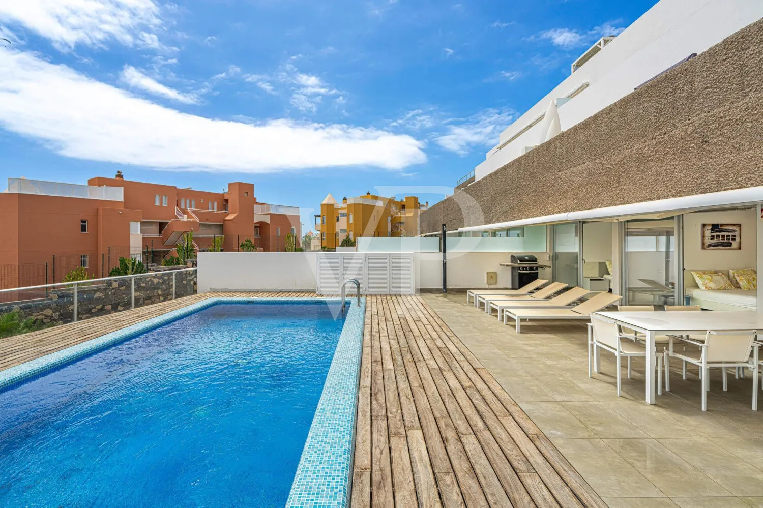 Lenyűgöző apartman saját medencével La Caletában