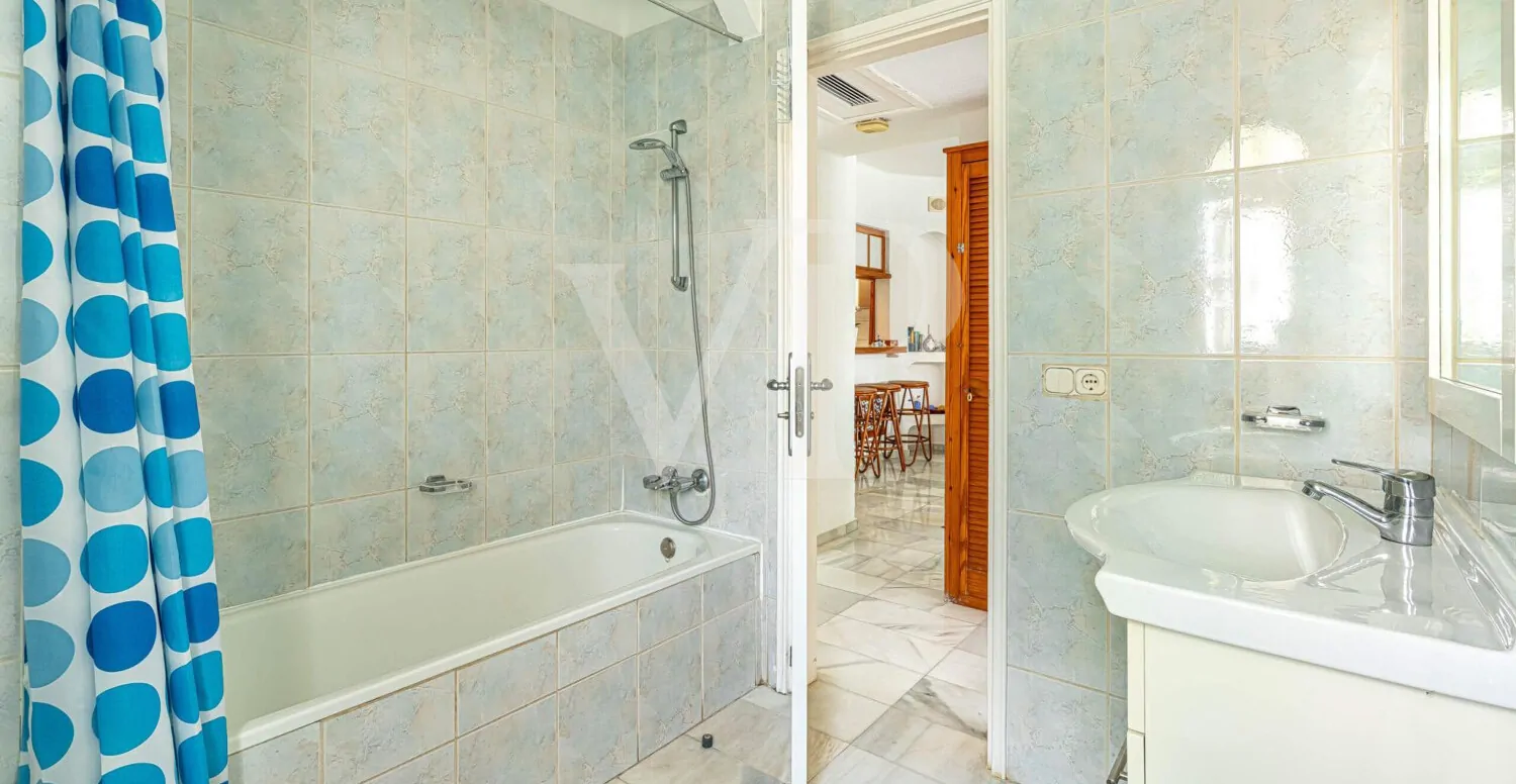 Wohnung mit zwei Schlafzimmer in fantastischer Lage - Nur einen Steinwurf vom Meer