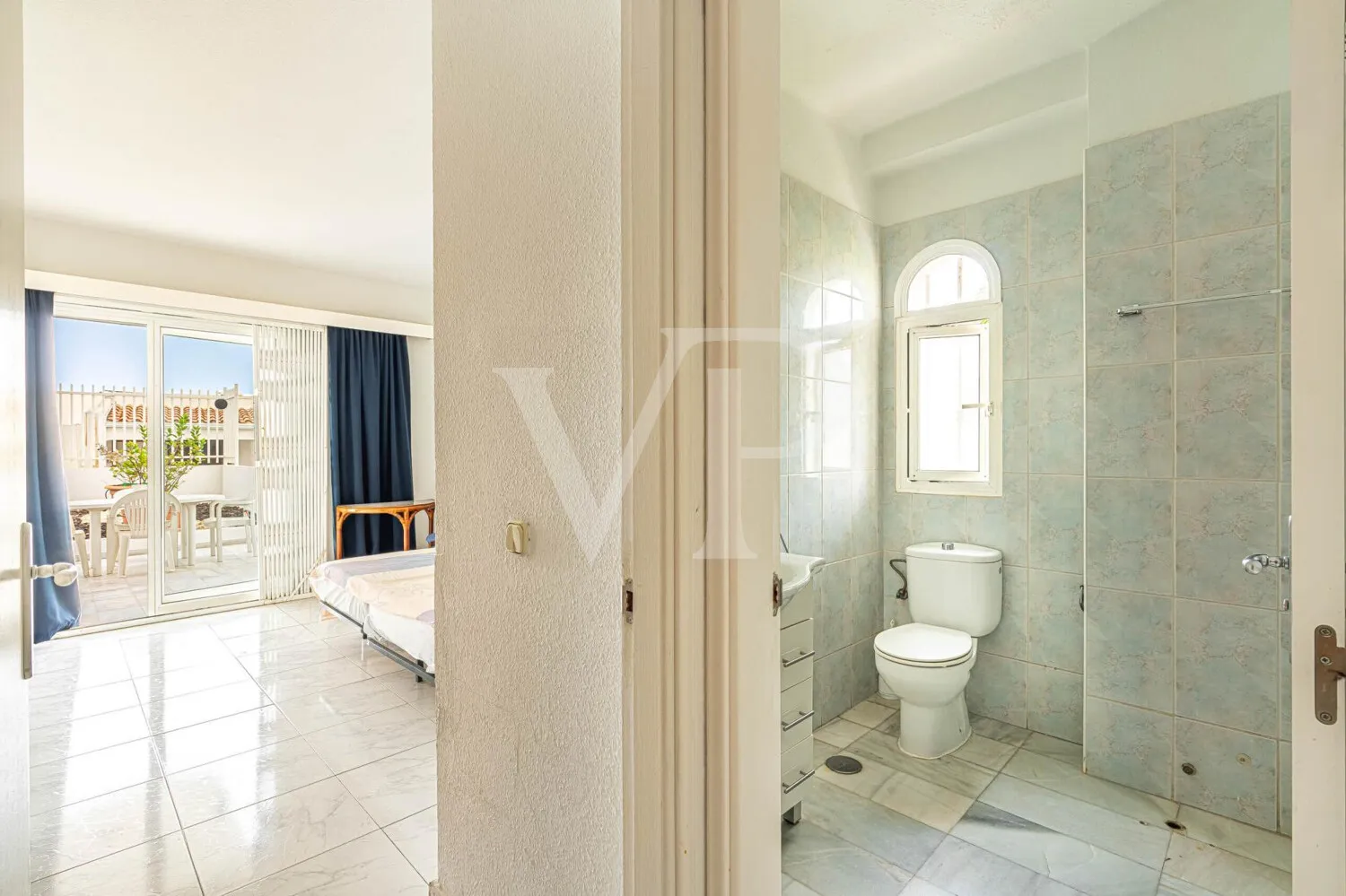 Wohnung mit zwei Schlafzimmer in fantastischer Lage - Nur einen Steinwurf vom Meer