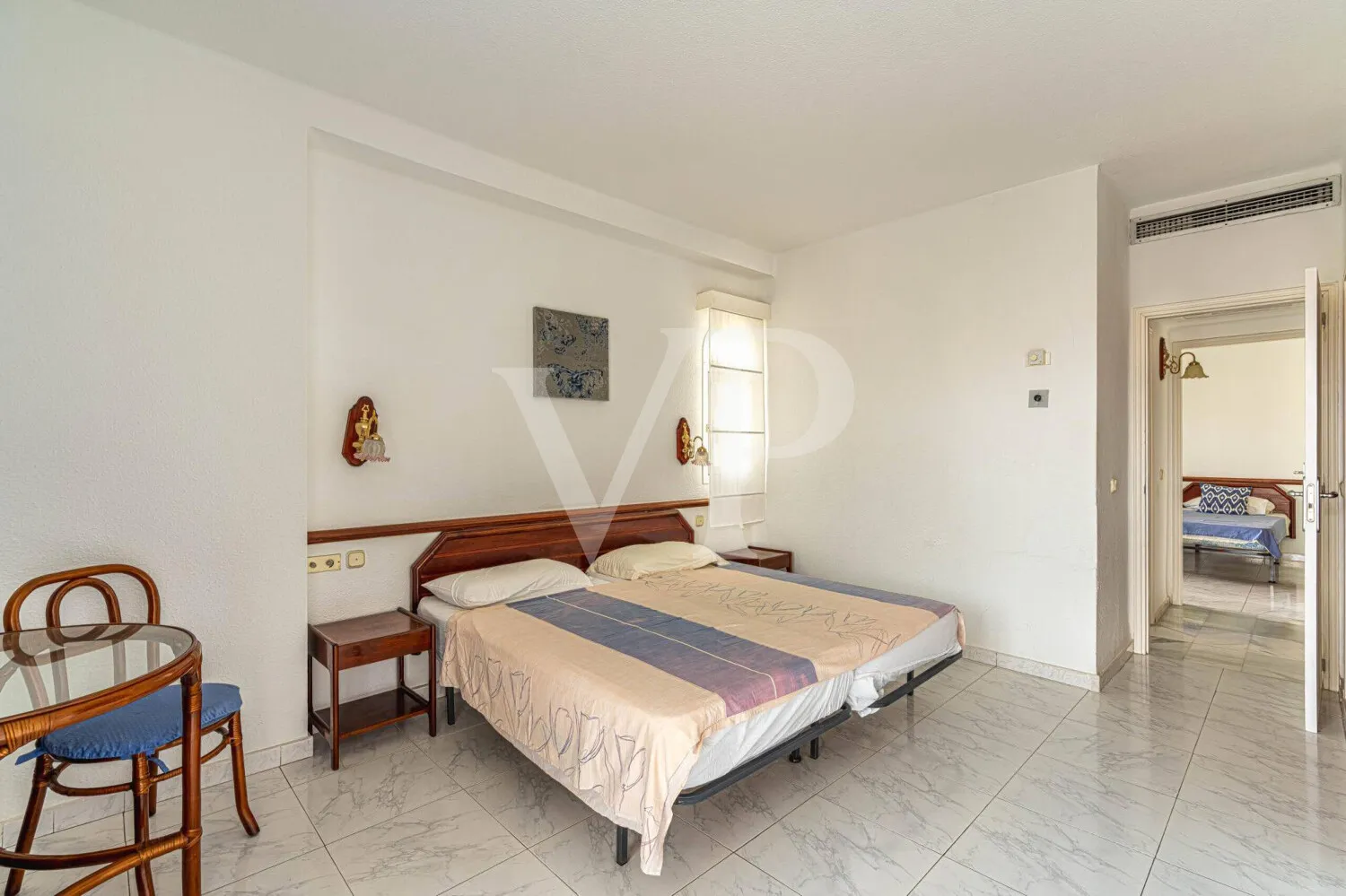 Wohnung mit zwei Schlafzimmer in fantastischer Lage - Nur einen Steinwurf vom Meer