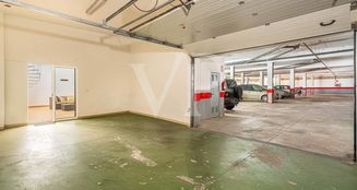 von_poll_real_estate_property_ES253185584_image_47