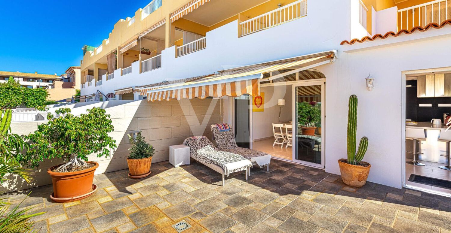 Charming Corner Apartment in Playa Paraíso with a Large Terrace