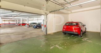 von_poll_real_estate_property_ES253185584_image_48