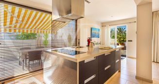von_poll_real_estate_property_ES253185584_image_20