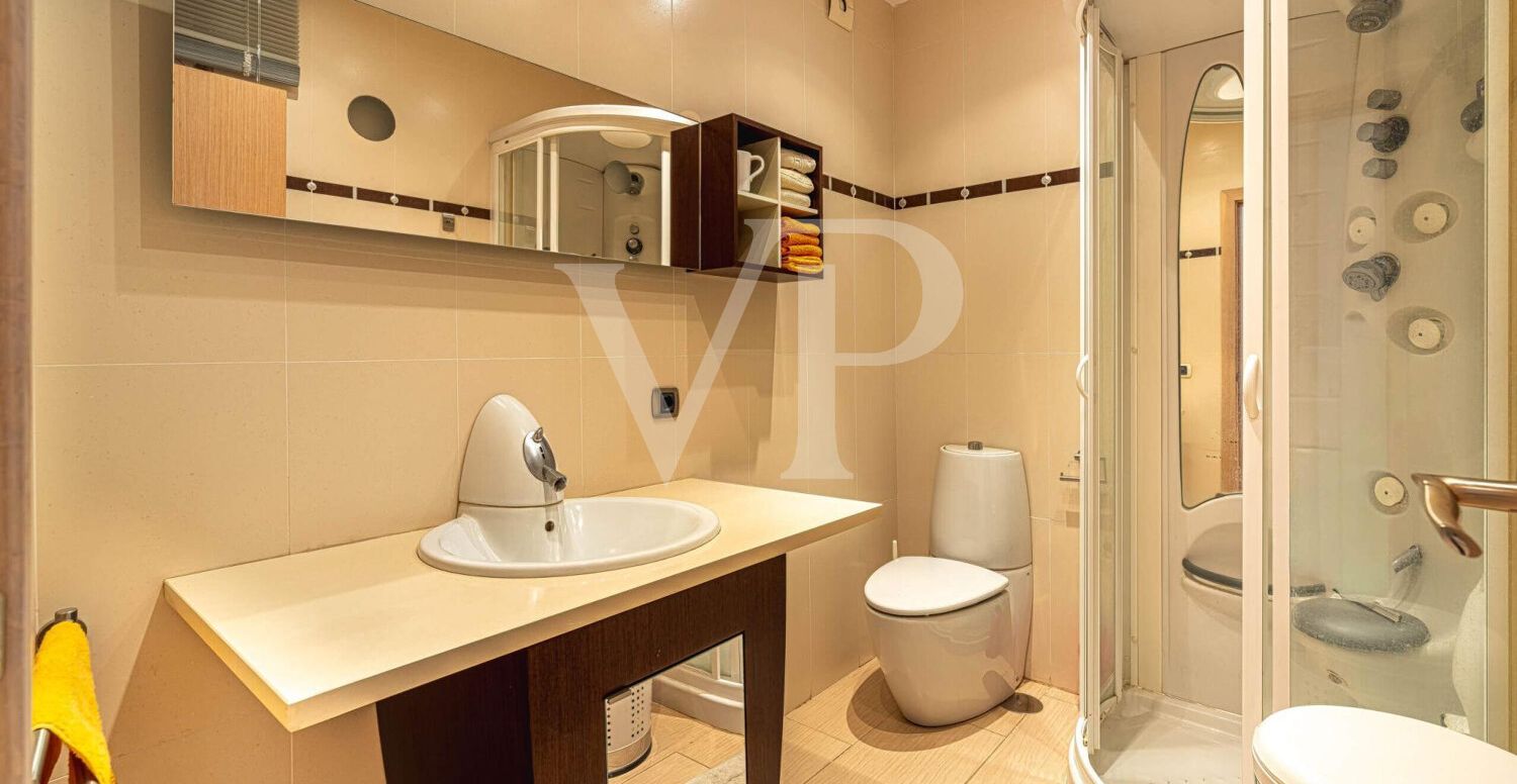Charming Corner Apartment in Playa Paraíso with a Large Terrace