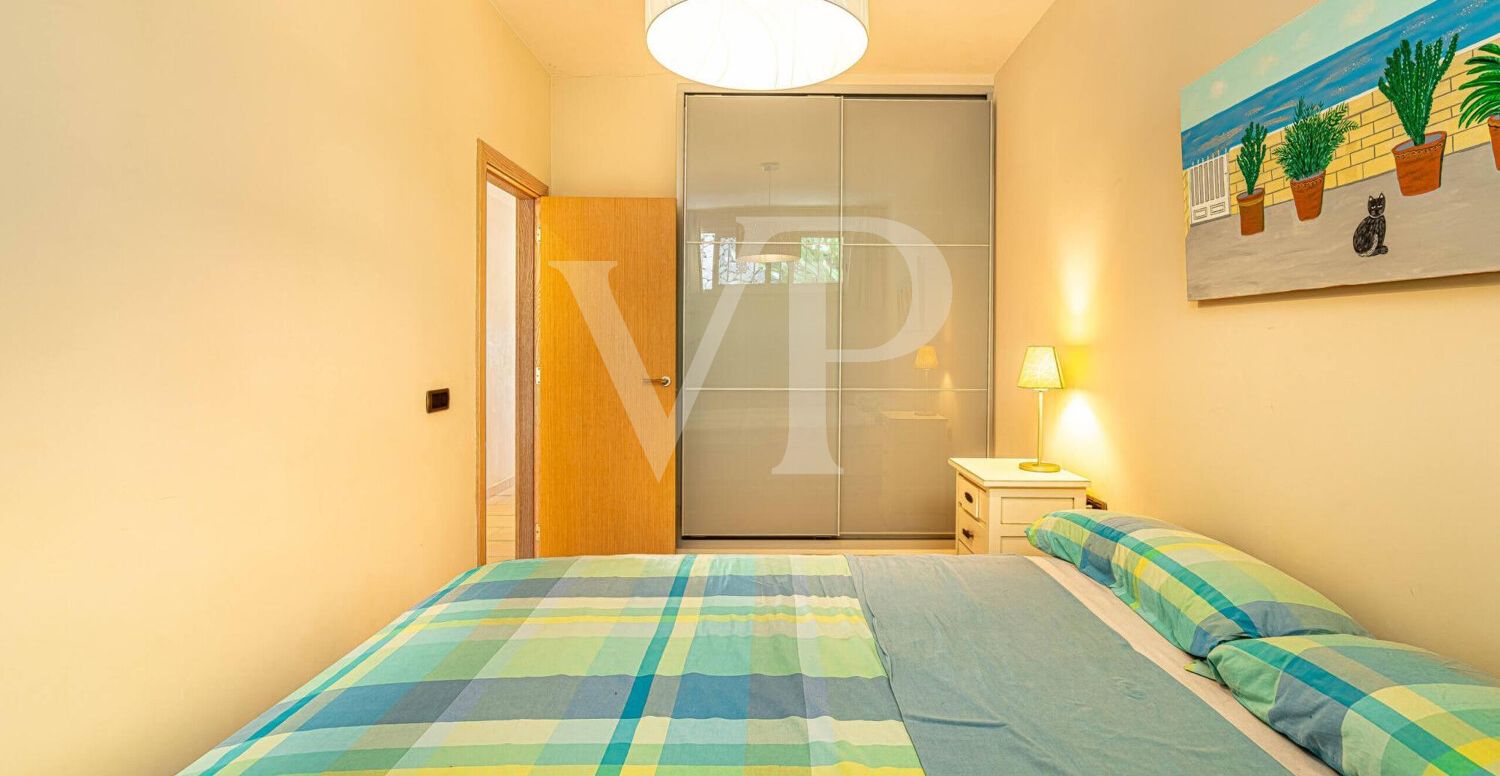 Charming Corner Apartment in Playa Paraíso with a Large Terrace