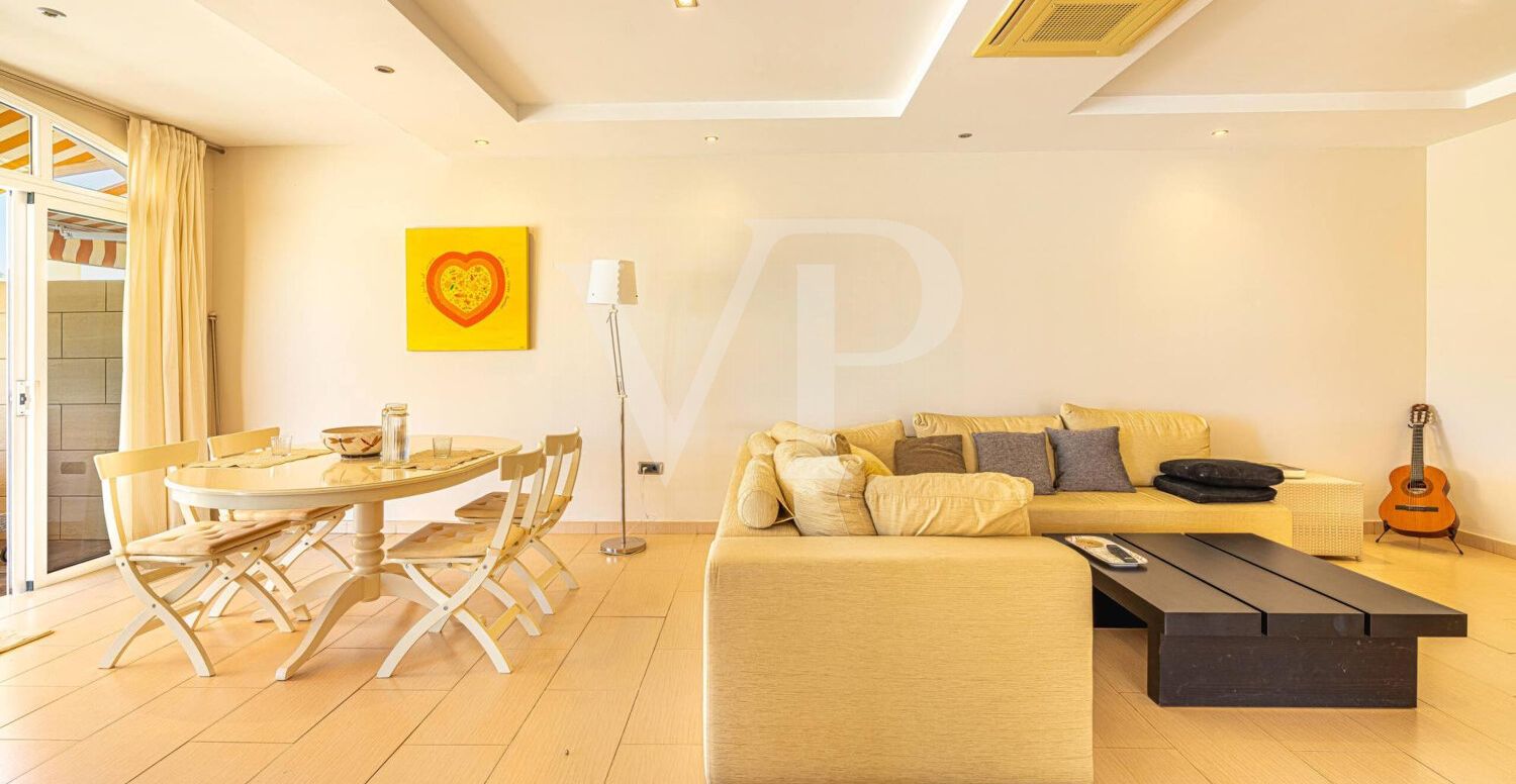 Charming Corner Apartment in Playa Paraíso with a Large Terrace