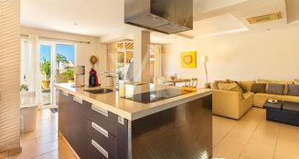 von_poll_real_estate_property_ES253185584_image_21