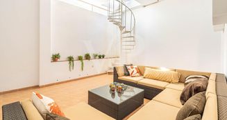 von_poll_real_estate_property_ES253185584_image_44