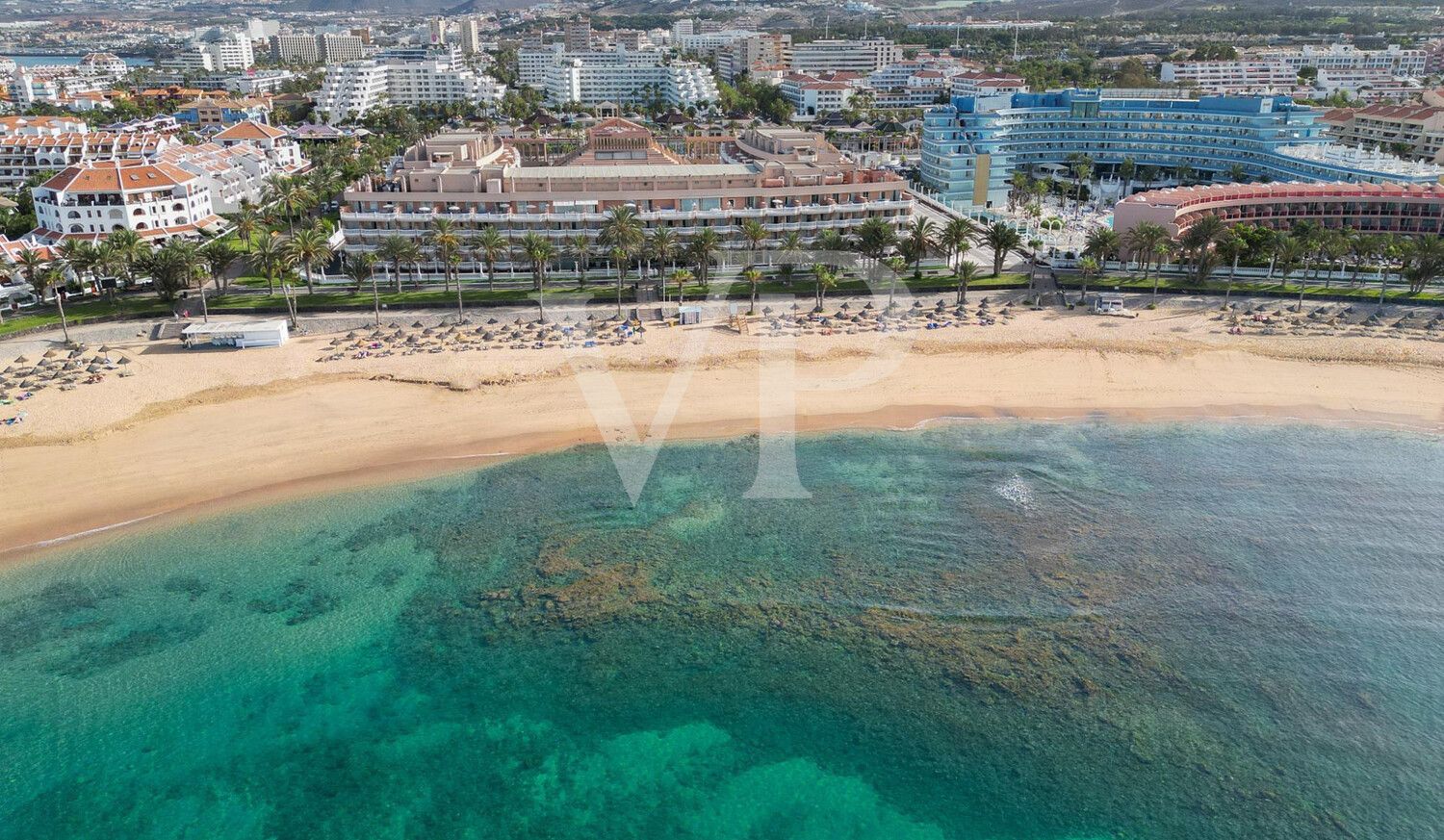 Atractivo apartamento de 2 dormitorios con amplia terraza en ubicación privilegiada