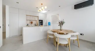 von_poll_real_estate_property_ES253185676_image_8