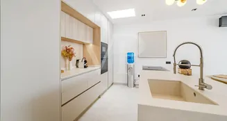 von_poll_real_estate_property_ES253185676_image_9