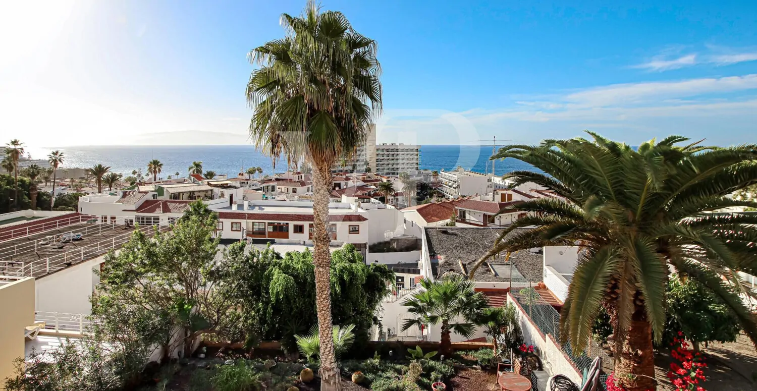 Charmantes Penthouse in Los Gigantes mit Meerblick und privater Terrasse