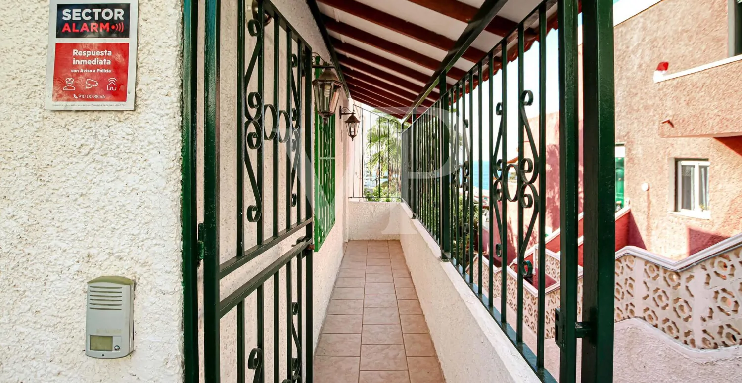 Charmantes Penthouse in Los Gigantes mit Meerblick und privater Terrasse