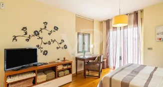 von_poll_real_estate_property_ES253185722_image_75