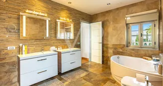 von_poll_real_estate_property_ES253185722_image_29