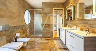 von_poll_real_estate_property_ES253185722_image_30