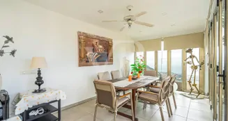 von_poll_real_estate_property_ES253185722_image_46