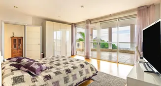 von_poll_real_estate_property_ES253185722_image_31