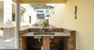 von_poll_real_estate_property_ES253185722_image_45