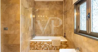 von_poll_real_estate_property_ES253185722_image_20