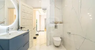 von_poll_real_estate_property_ES263185740_image_100