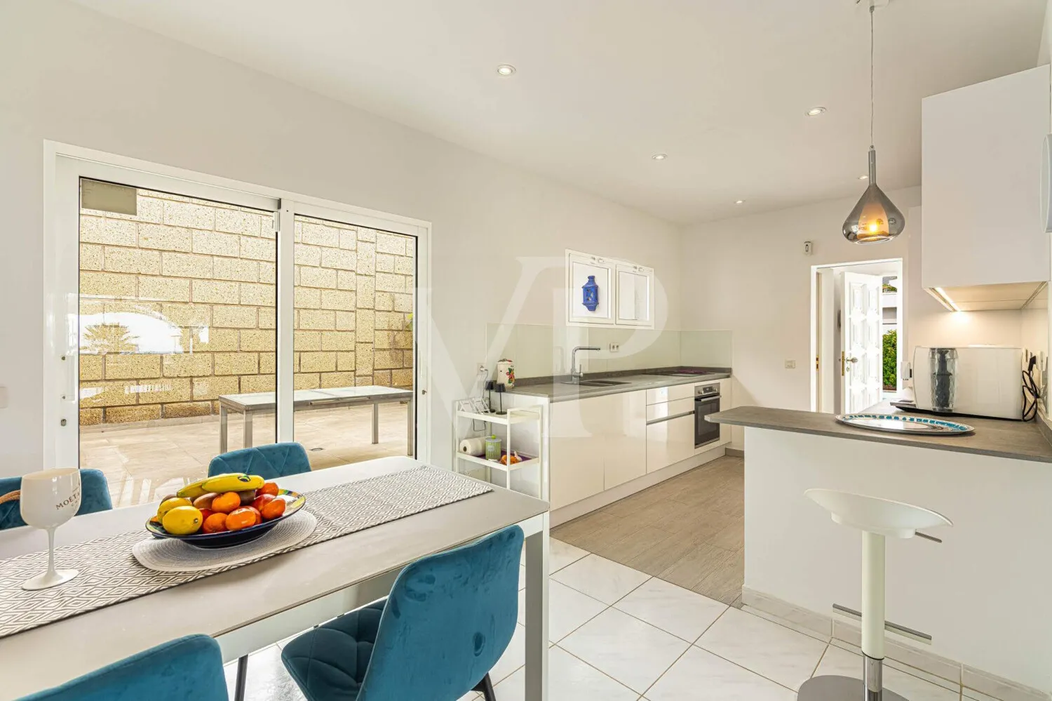 Tranquilidad, Vistas al Mar y Confort – Casa Unifamiliar en el Sur de Tenerife