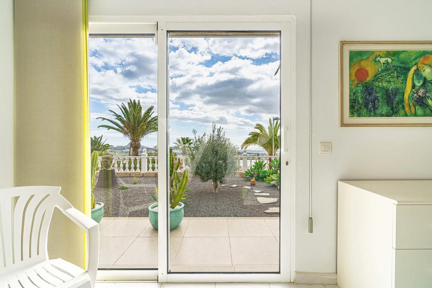 Tranquilidad, Vistas al Mar y Confort – Casa Unifamiliar en el Sur de Tenerife