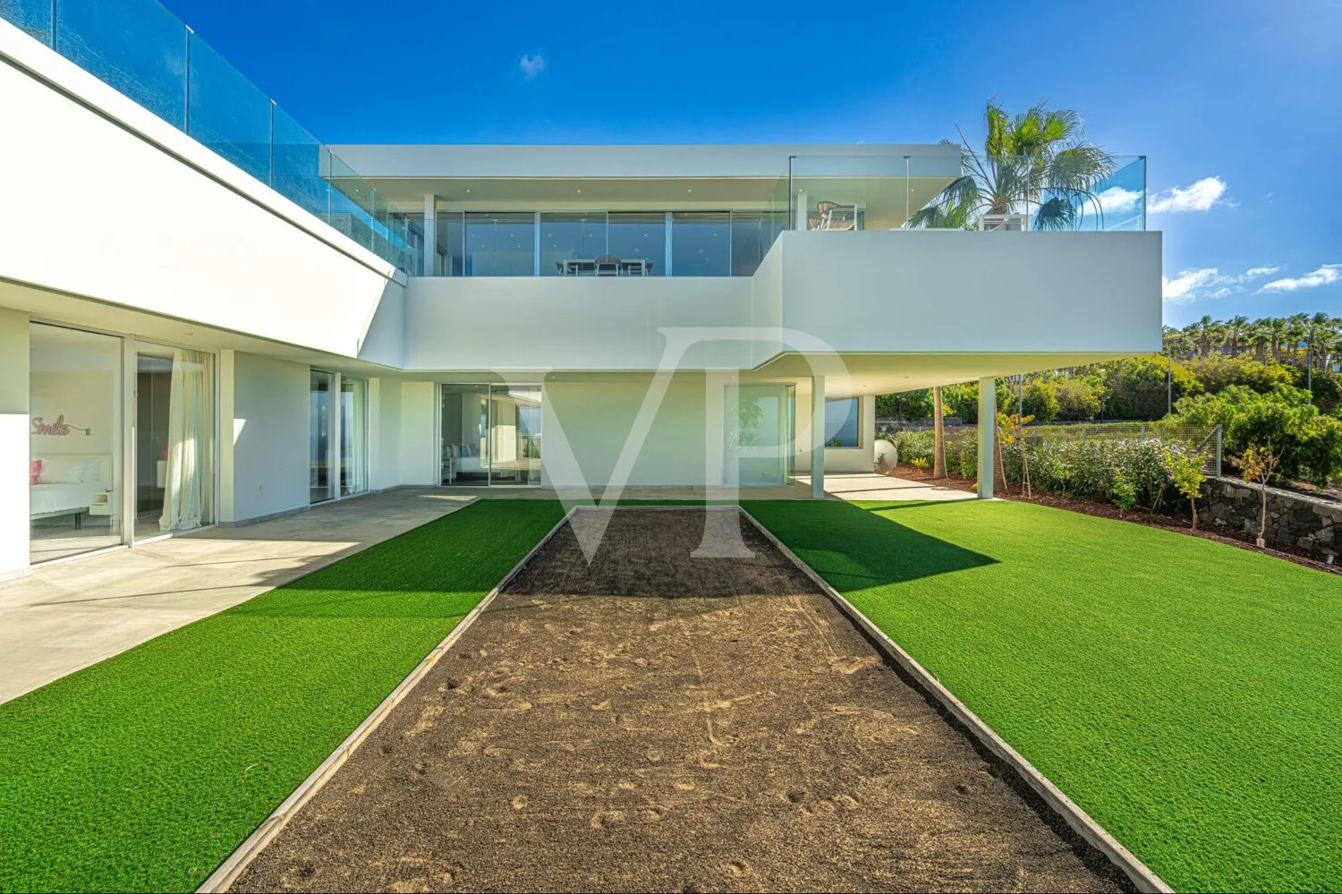 Arquitectura y Océano en Perfecta Armonía – Villa de diseño en Abama