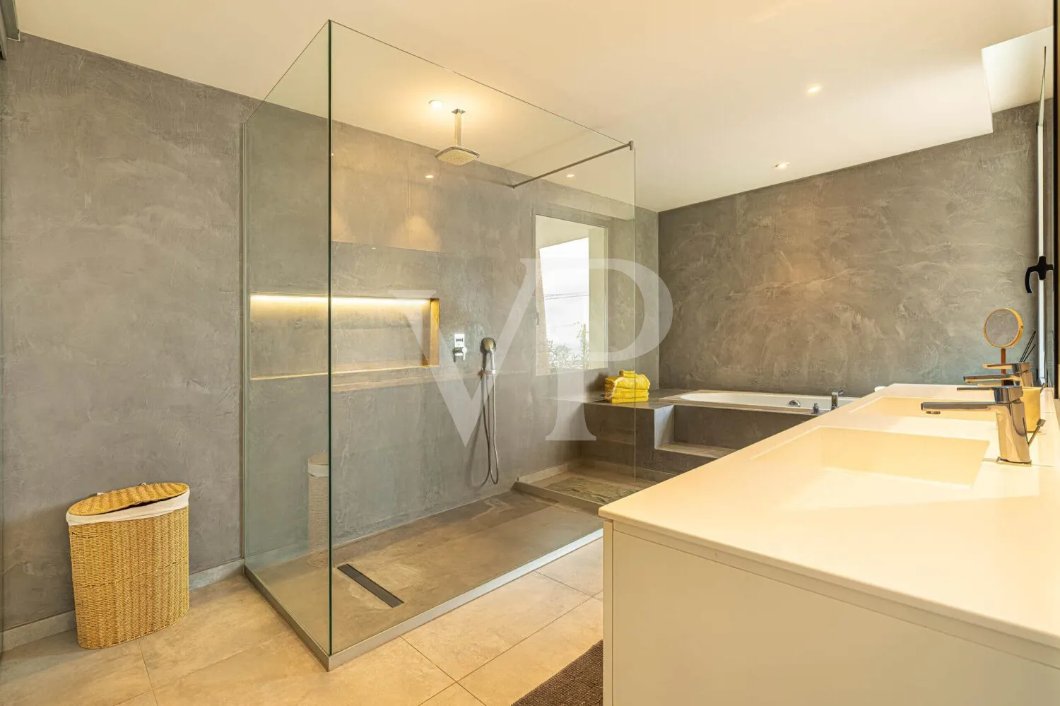 Arquitectura y Océano en Perfecta Armonía – Villa de diseño en Abama