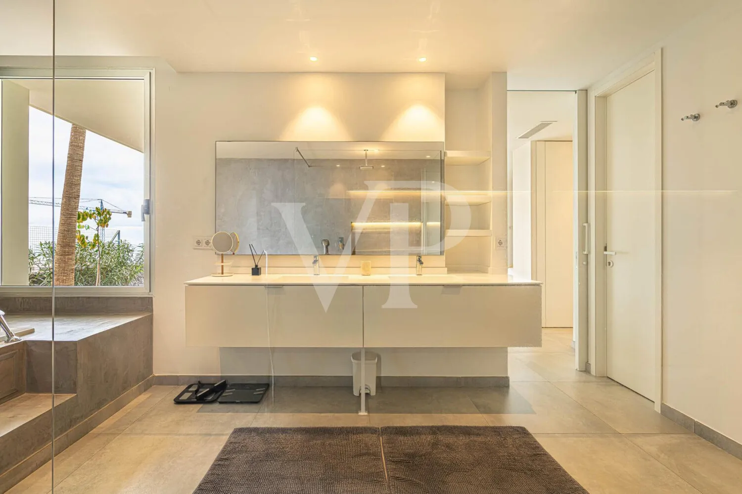 Arquitectura y Océano en Perfecta Armonía – Villa de diseño en Abama